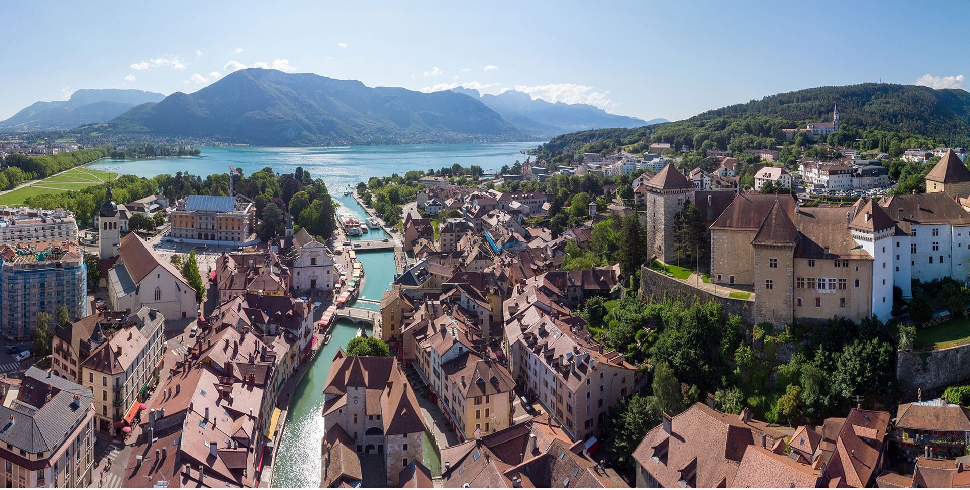 Immobilier Annecy : un guide complet du marché immobilier de la ville lacustre